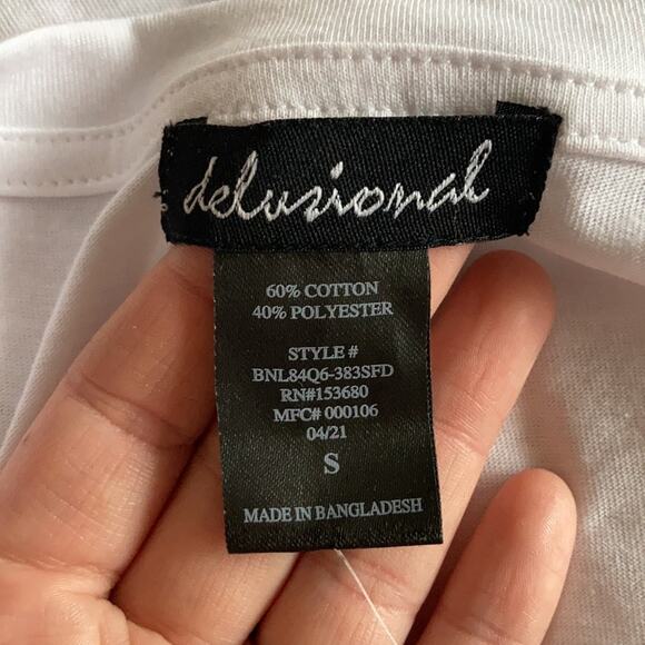 NWT Delusional “Use Your Voice” Graphic Tee, Size S - Picture 4 of 6